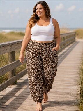 Zenana Leopard Print Side Slit Joggers 3X NWOT Beach Cover Up Lounge Pants Plus